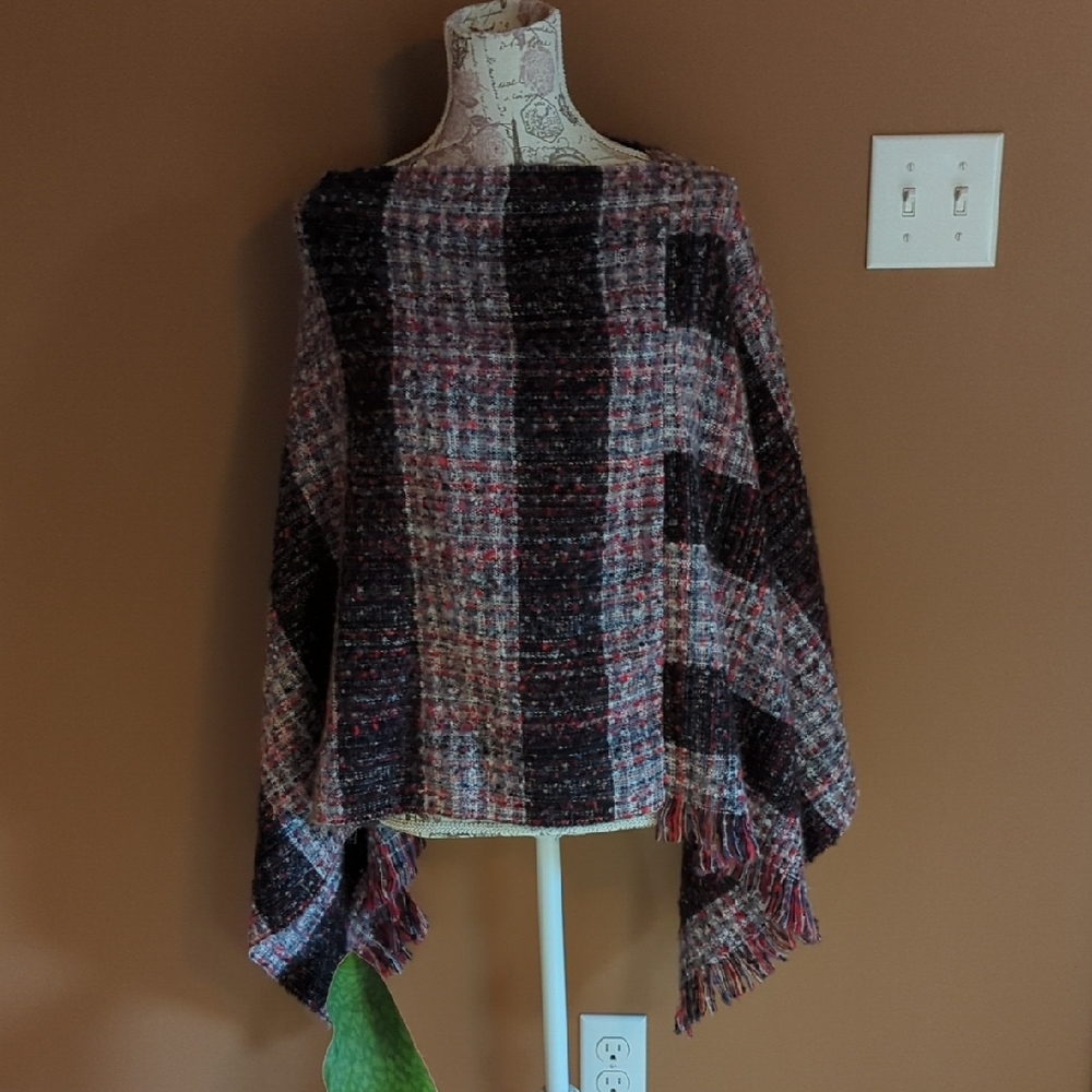 Pinklicious Poncho Shrug Women's Juniors Size M L Soft Red Black Grey Red NEW